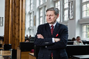 Leszek Balcerowicz: Nieodpowiedzialne obietnice to oszustwo, Polsat News